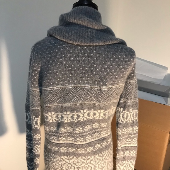 Cowl Neck Thick White and Grey Sweater Dress - Picture 4 of 6